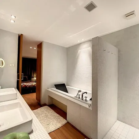 Long With Sauna And Garage Apartment