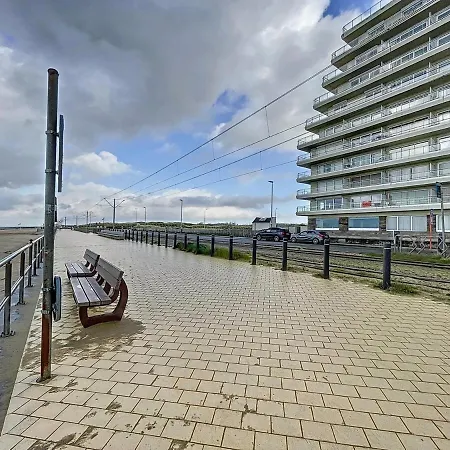 Apartment Long With Sauna And Garage Middelkerke